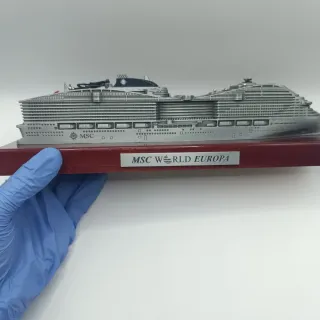 MSC World Europa Modellino Nave da Crociera