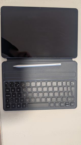 Huawei MatePad 11 con accesorios