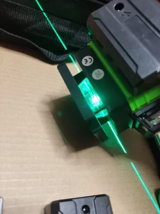 Nivel láser verde 4D 16 líneas, Horizontal/Vertica