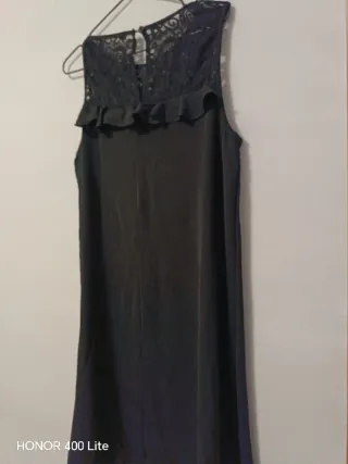 Vestido negro con encaje