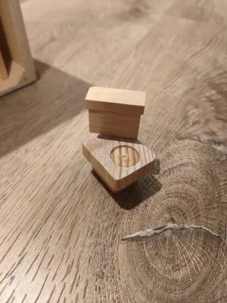 Casita de muñecas de madera