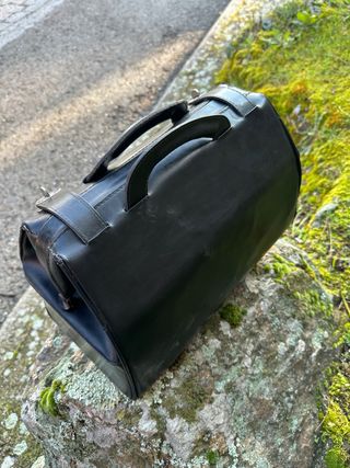 Maletín médico antiguo negro