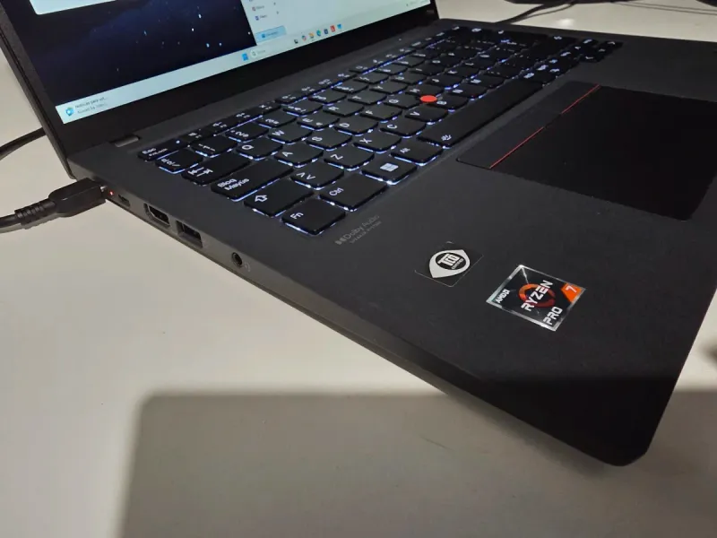 Portátil Lenovo T14s Gen 3 32gb 512 afbeelding 3