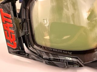 Gafas nuevas a estrenar Leatt 6.5 velocity.