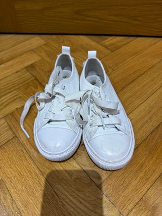 Zapatillas blancas niño talla 28