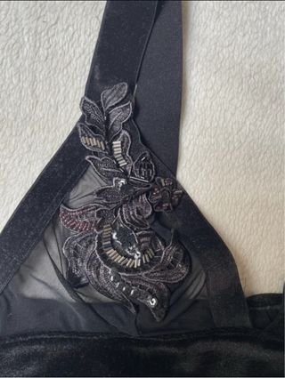Top lencero terciopelo y lentejuelas