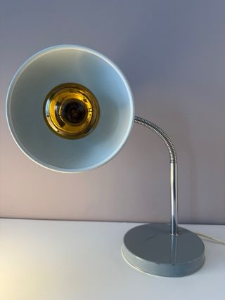 Lampada da tavolo flessibile grigio