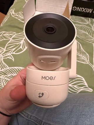 Cámara PTZ Moes Smart Wireless Tuya Alexa Google