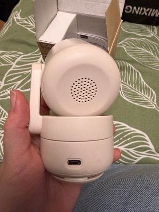 Cámara PTZ Moes Smart Wireless Tuya Alexa Google