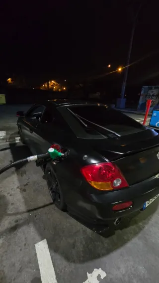 Hyundai Coupe 2002