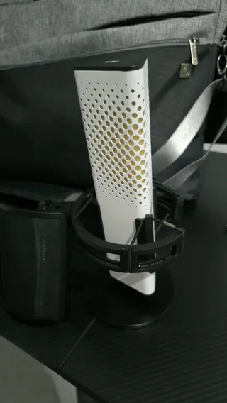 Micrófono Endgame Gear XSTRM USB - Calidad Estudio