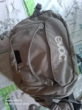 Riñonera EVOC gris