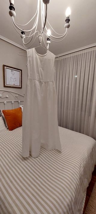 Vestido de Comunión + cancán Blanco