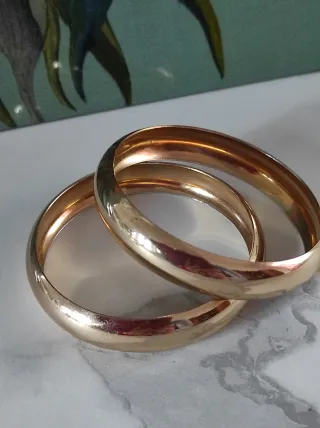 Set 2 bracciali rigidi bombati oro