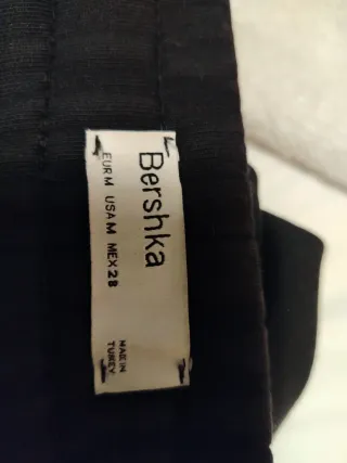 Pantalón chándal negro con logo