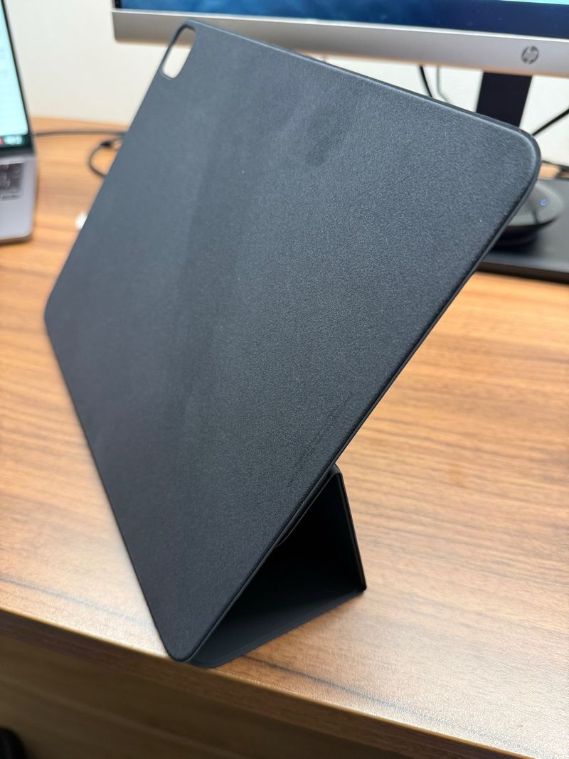 Funda Smart Folio iPad Pro Negra 13 pulgadas afbeelding 3