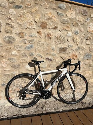 Bicicleta Felt F-Series Carretera