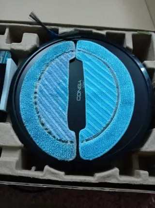 Robot Conga 1090 Connected