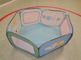 Piscina de bolas infantil con Contiene 40 bolas