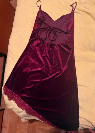 Vestido Terciopelo Burdeos Encaje