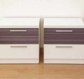 Cómoda y 2 mesitas de noche