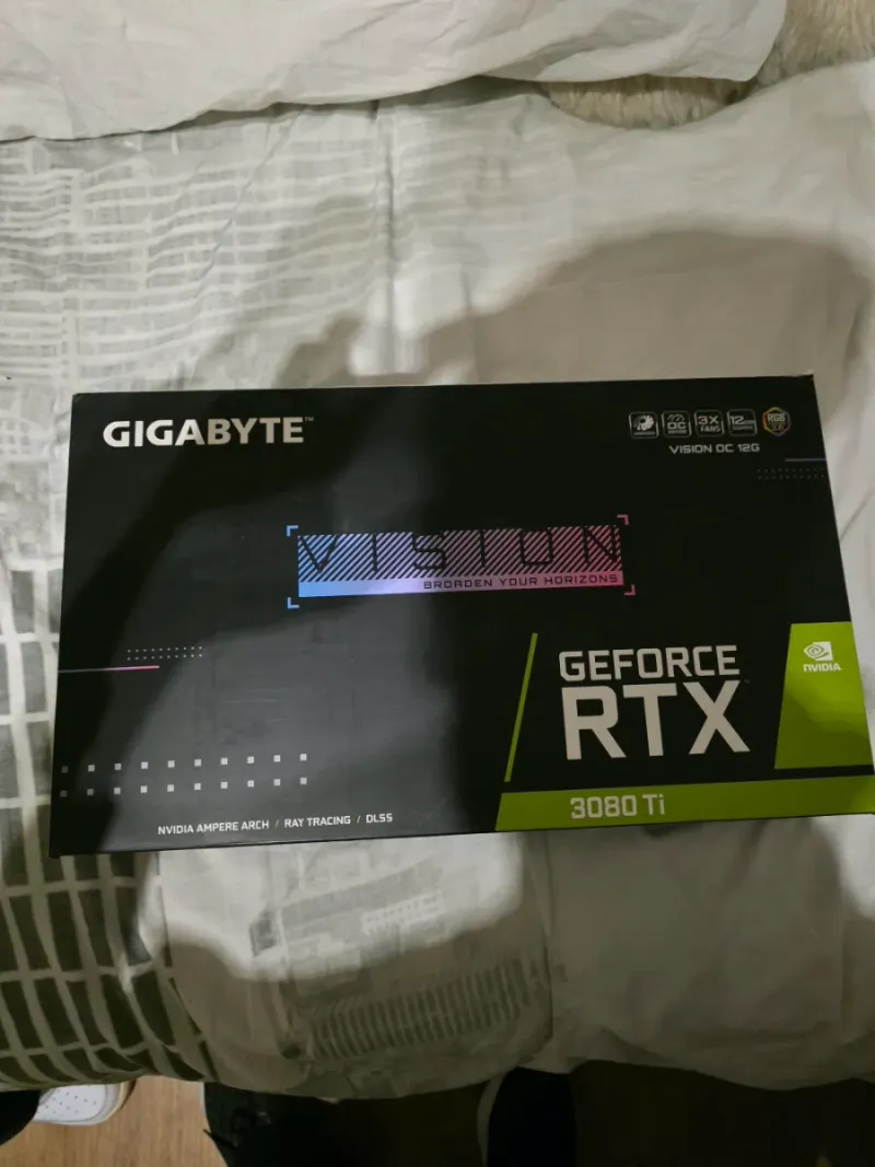 Gigabyte RTX 3080 Ti Vision OC 12G