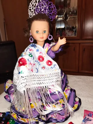 Mantón de Manila bordado estilo Nancy