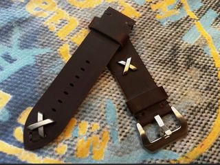 Reloj Nixon The Agent + 2 correas piel