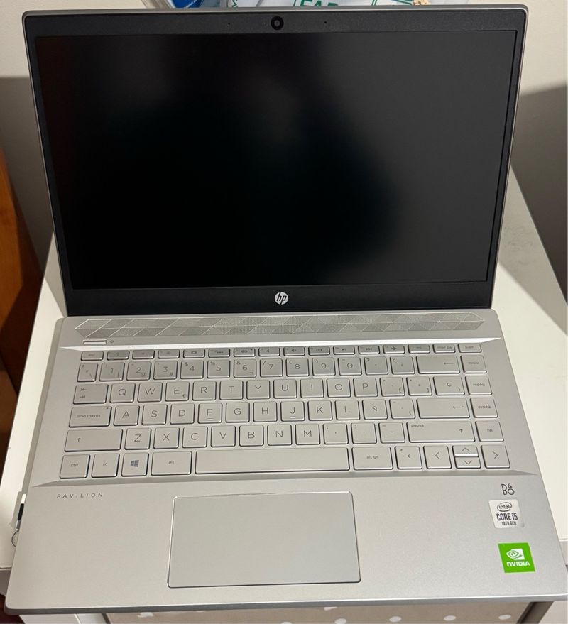 HP Pavilion 14” Ordenador Portátil
