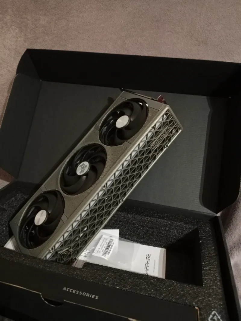 Sapphire Nitro+ RX 9070 XT Tarjeta Gráfica afbeelding 3