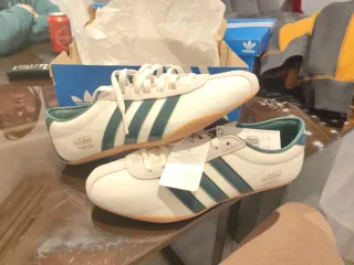 Adidas Tokio Mujer Talla 42