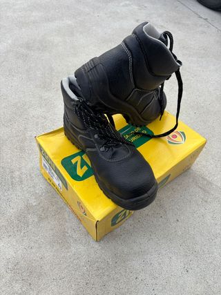 Botas de trabajo Zion Talla 43 Negras