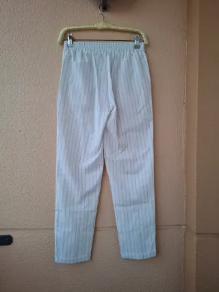 Pantalón pinzas blanco de rayas