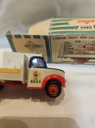 Camión Ebro Pepsi Cola Anguplas H0