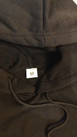 Sudadera con capucha QUEEN, negra, M, nueva.