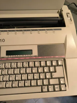 Máquina de escribir Dator 2010