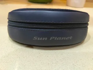 Gafas Sun Planet negras y rojas