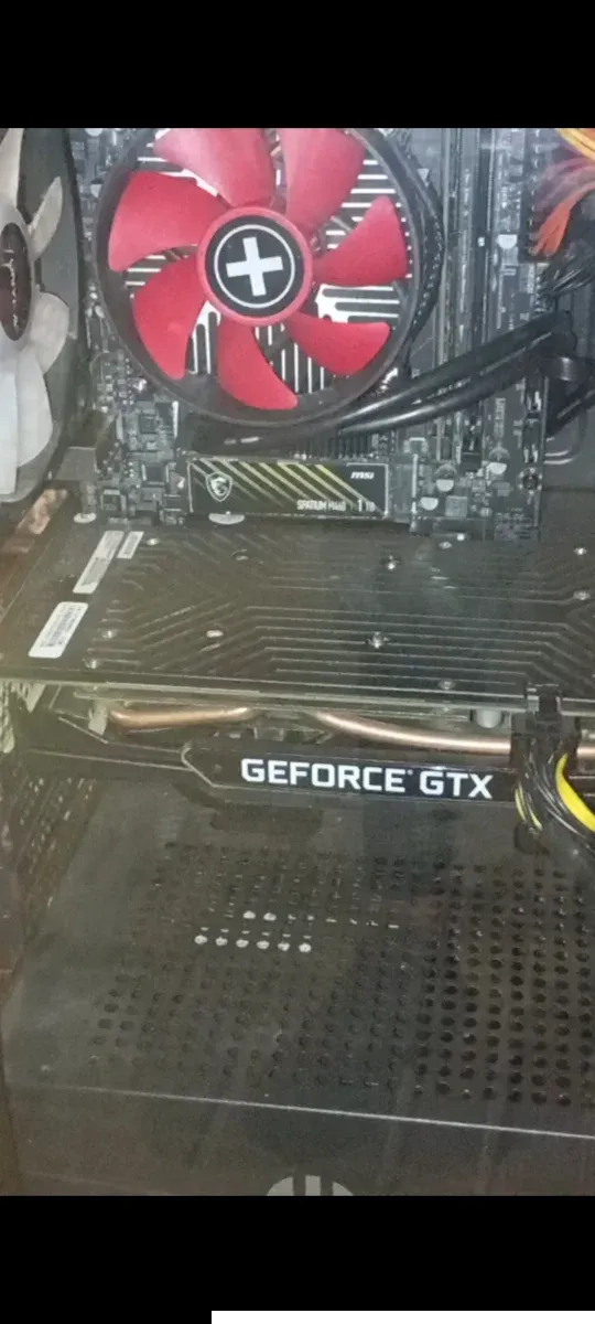 PC Gaming Como Nuevo! INCLUYE TECLADO  Y RATON afbeelding 2
