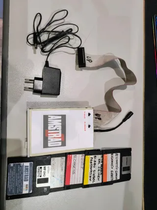 Disquetera 3.5 Amstrad + Discos