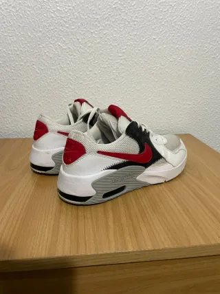 Zapatillas Nike Air Max Rojas y Blancas