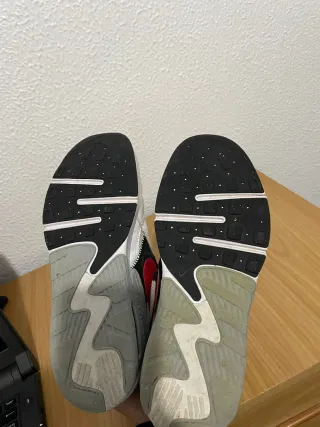 Zapatillas Nike Air Max Rojas y Blancas