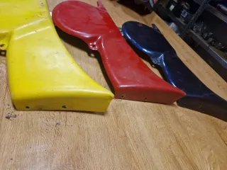 Placa Portanúmeros Puch Azul, Roja y Amarilla