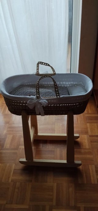 Cuna para bebé reborn
