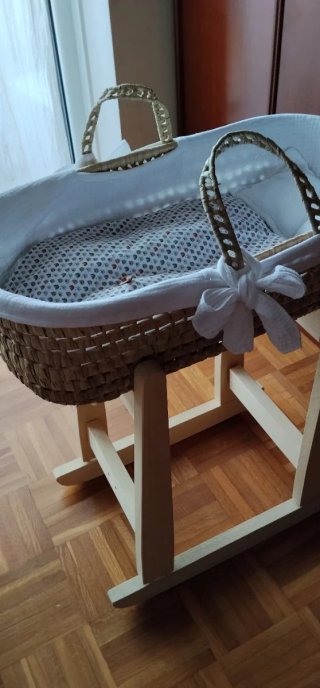 Cuna para bebé reborn