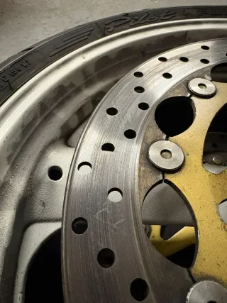 Llanta Yamaha FZR1000 Genesis Exup