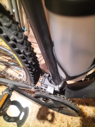 Bicicleta de Montaña Gris