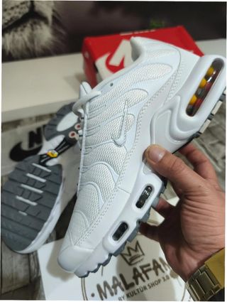 Nike Air Max Plus TN Blancas Talla 44