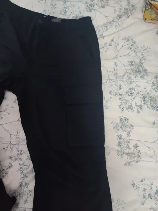 Pantalón cargo H&M negro + regalo bolso negro