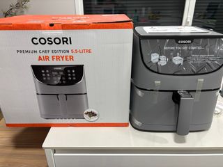 Freidora de aire Cosori 5.5L Nueva