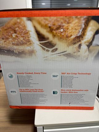 Freidora de aire Cosori 5.5L Nueva